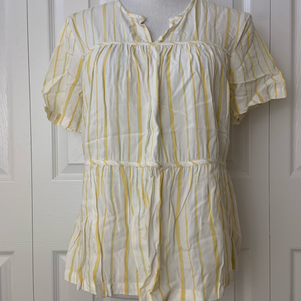 Downeast Tiered Top